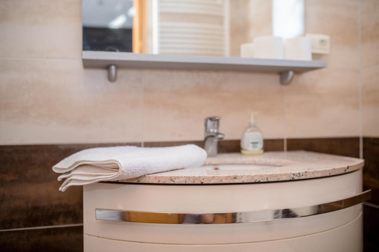 Double Room Supetarska Draga - Gornja 11579A Rab Town Kültér fotó